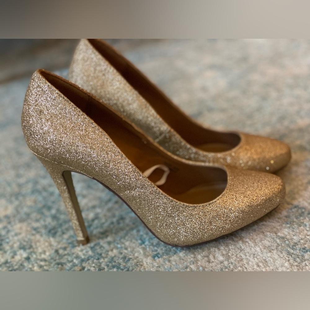 Primark Gold glitter shoes